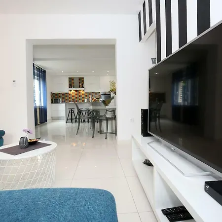 Apartment Ivano Zadar